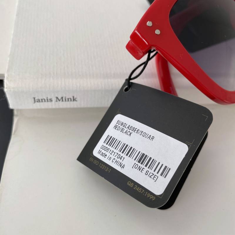 UV red box sunglasses sunscreen sunglasses