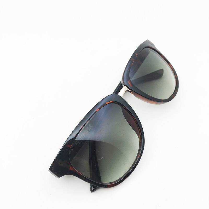 2022 Export sunglasses -proof ultraviolet -ray eyebels, leopard leopard outdoor sunglasses, small face comfortable tide