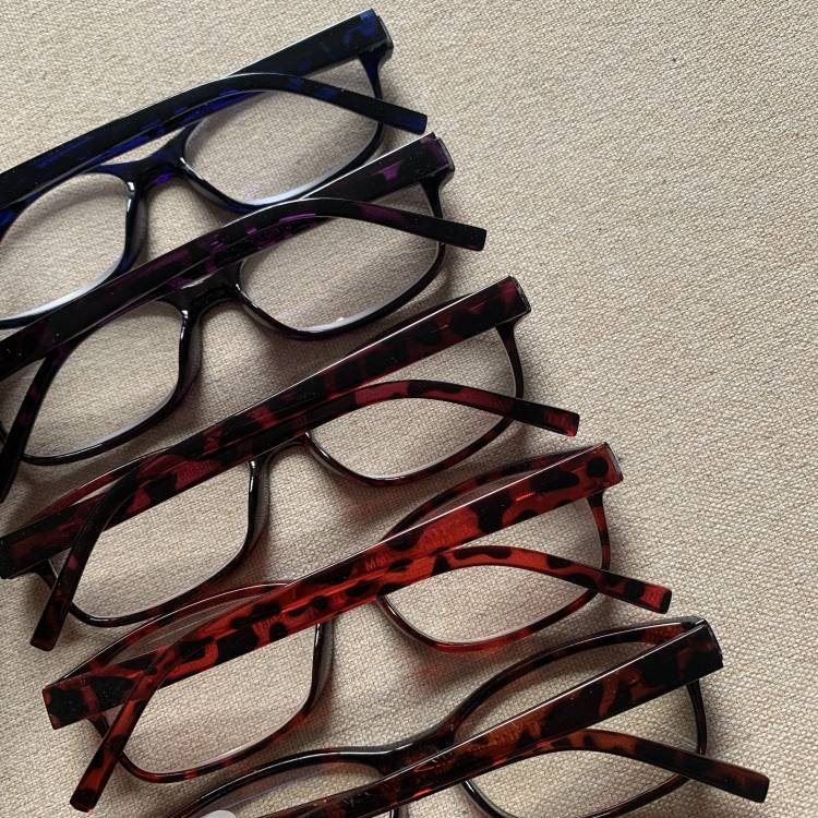 5 Color Original Single Classic Retro Fashion Portable Men and Women Old Flower Glasses Reading