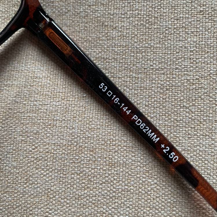 5 Color Original Single Classic Retro Fashion Portable Men and Women Old Flower Glasses Reading