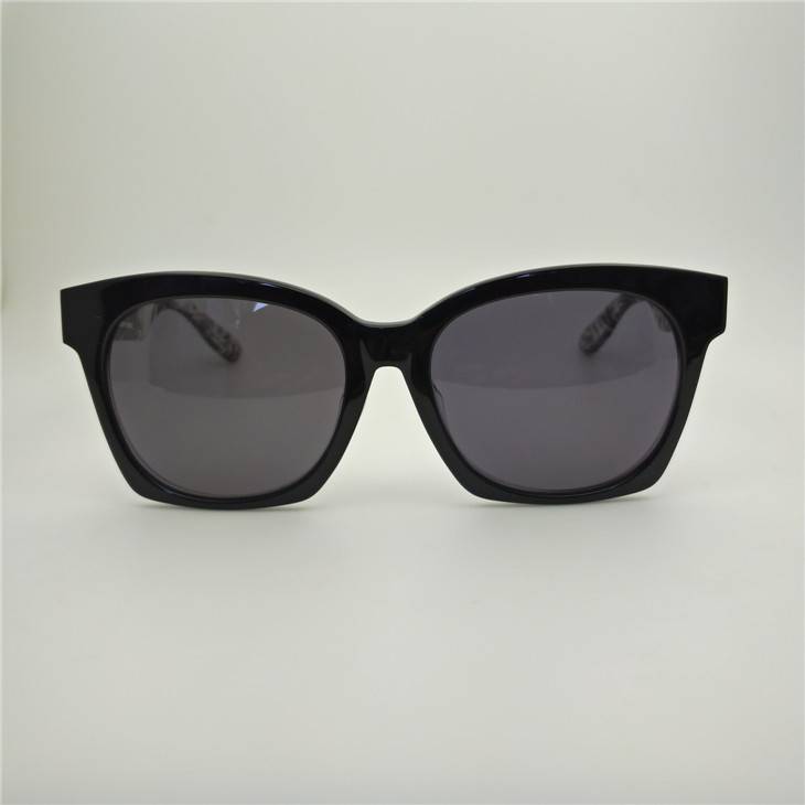 Uncle square European and American single tide PAI anti -ultraviolet plate sunglasses driver sunscreen sunglasses