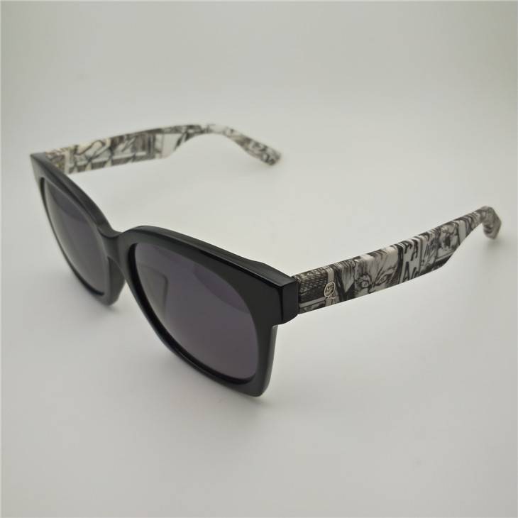 Uncle square European and American single tide PAI anti -ultraviolet plate sunglasses driver sunscreen sunglasses
