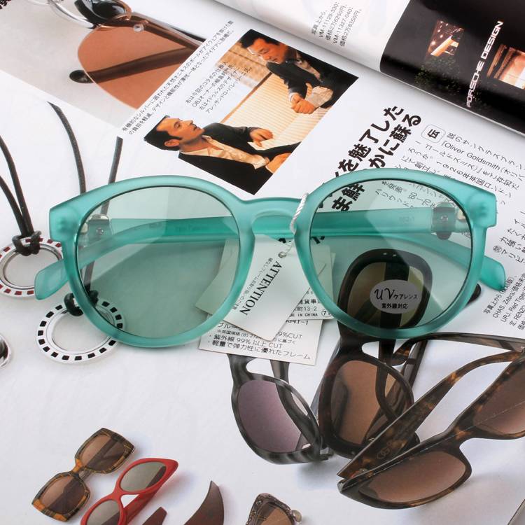 19 new Japanese and Korean fashion sunglasses Ms. sunglasses retro round jelly -colored sunglasses glasses