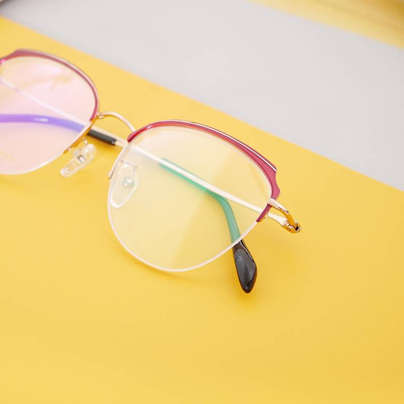 Titanium Gubians Ms. Pure Titanium Glasses Frame Jiu Red Rose Gold European and American Wind Ioplastics Shelves Anti -Blue Light