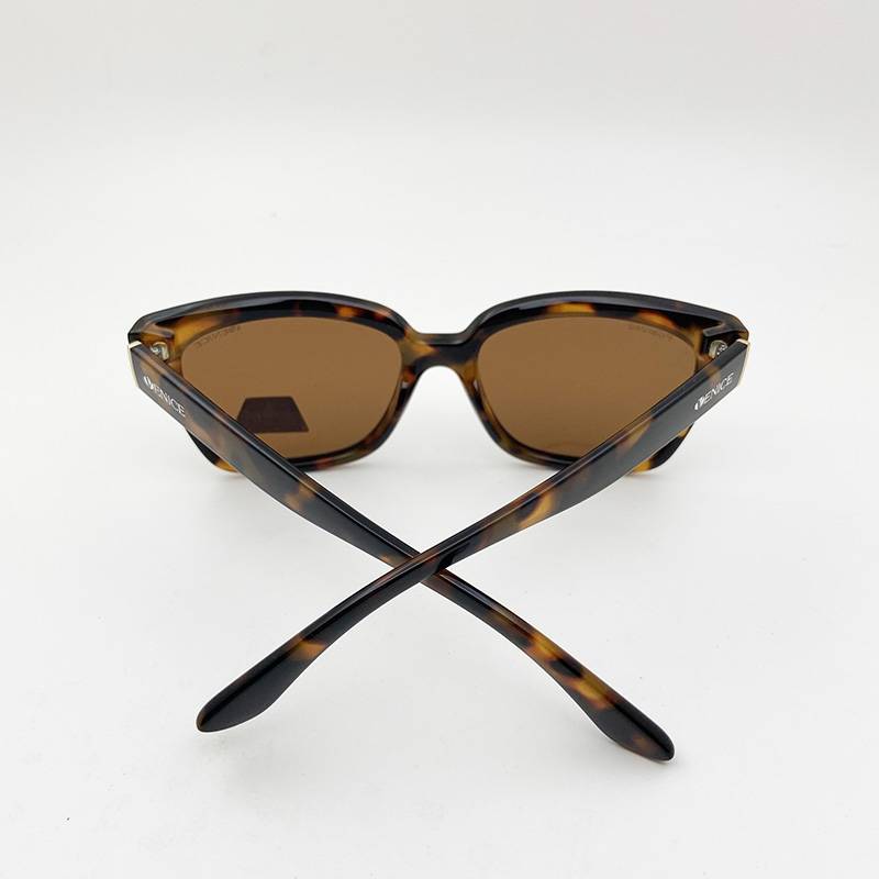 Pure original single men and women leopard brand polarized sunglasses stylish sunglasses anti -ultraviolet sun shield driving mirror