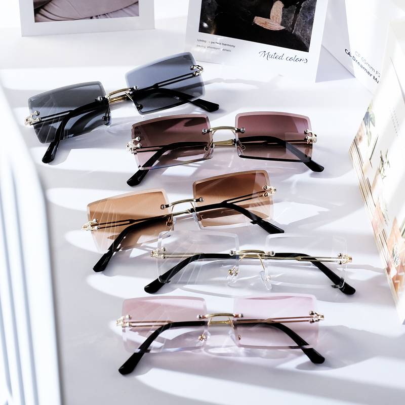 Personal rectangular frameless cut edge sunglasses girl