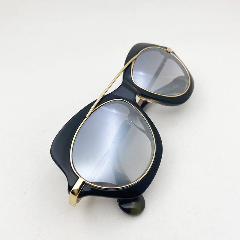 Pure original single men and women sunglasses fashion personality tide high -end sunglasses anti -ultraviolet eye mirror shading mirrors