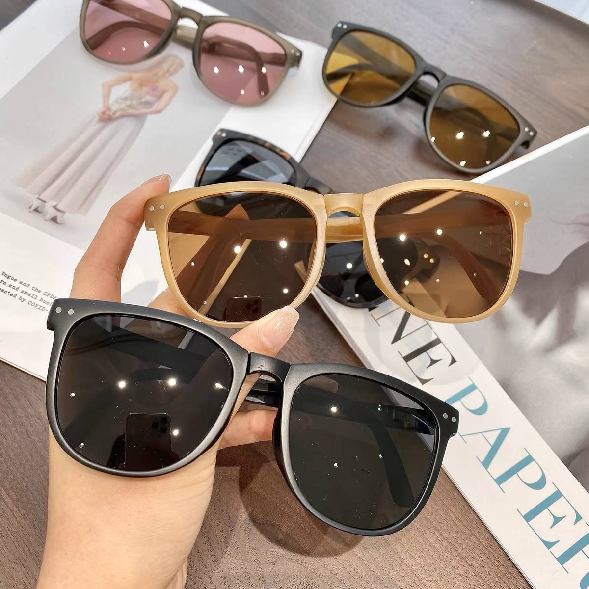 The same star can be folded sunglasses, face -to -face small sunglasses 2024 new model