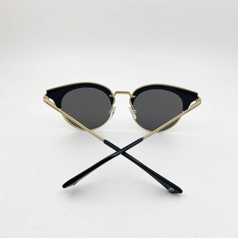 Original single men and women polarized driving sunglasses fashion personality brand sunglasses anti -ultraviolet wicked ungrates