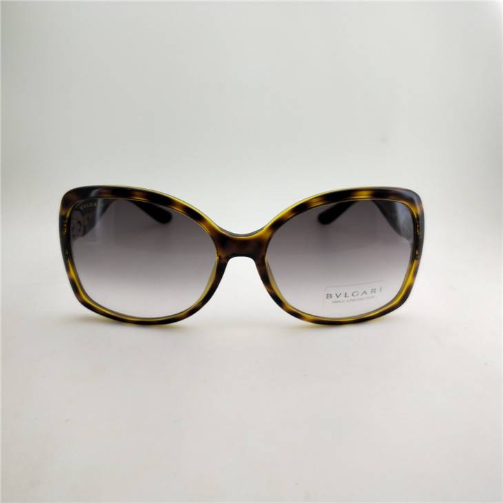 Uncle in the early years of retro phoenix pyrine, light luxury glasses sunscreen sunglasses anti -ultraviolet sunglasses