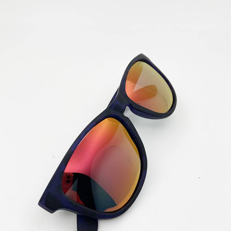 Original single men and women leopard patterned Pokémon*Polarized sunglasses fashionable sunglasses driving travel mirror