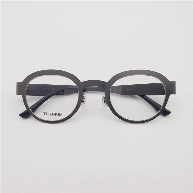 Super Personal Exit Tail Single Single Japanese Order Ultra Light Pure Titanium Literature Retro Big Boxing Face Small Glasses Hedles Men and Women