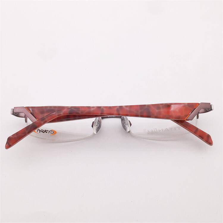 Treasured orphan original single coffee color ultra -light titanium half -frame plate mirror legs personalized business small face glasses shelf female