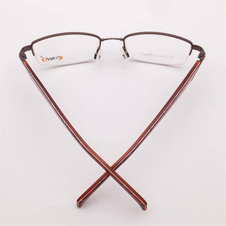 Treasured orphan original single coffee color ultra -light titanium half -frame plate mirror legs personalized business small face glasses shelf female