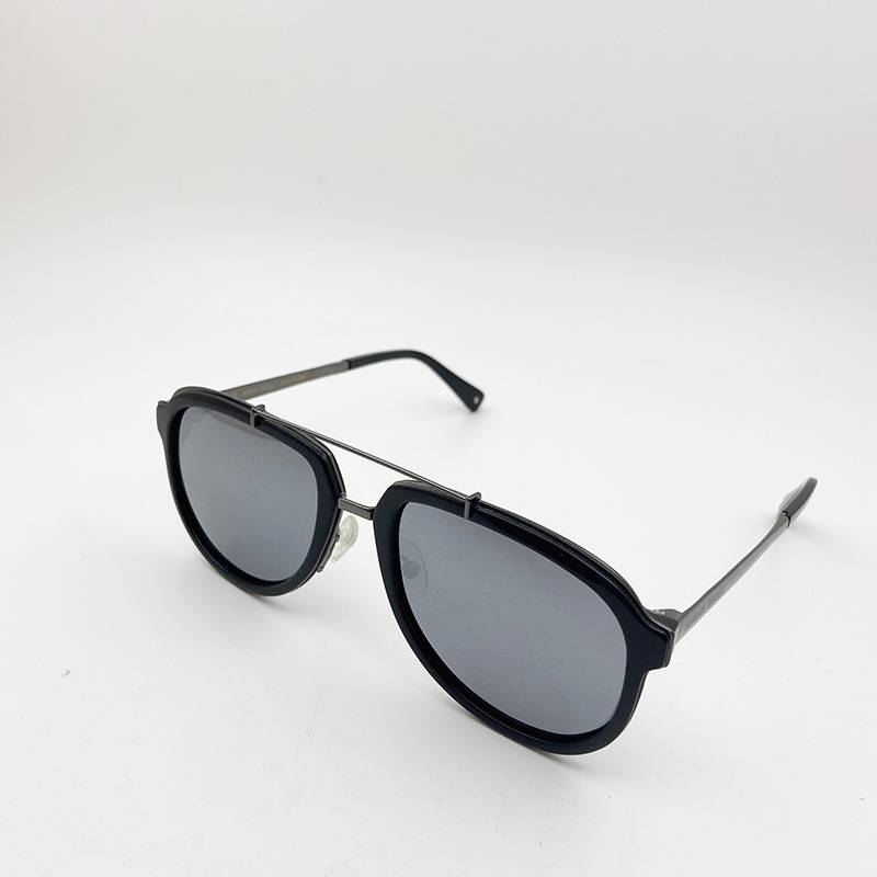 Pure original single men and women polarized sunglasses fashion drive driving sunglasses care mirror sunshine uV400 tide