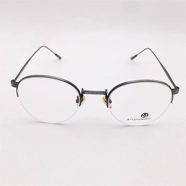 Treasure the original single coffee silver -colored titanium business temperament half -frame small round frame literary temperament glasses rack men and women