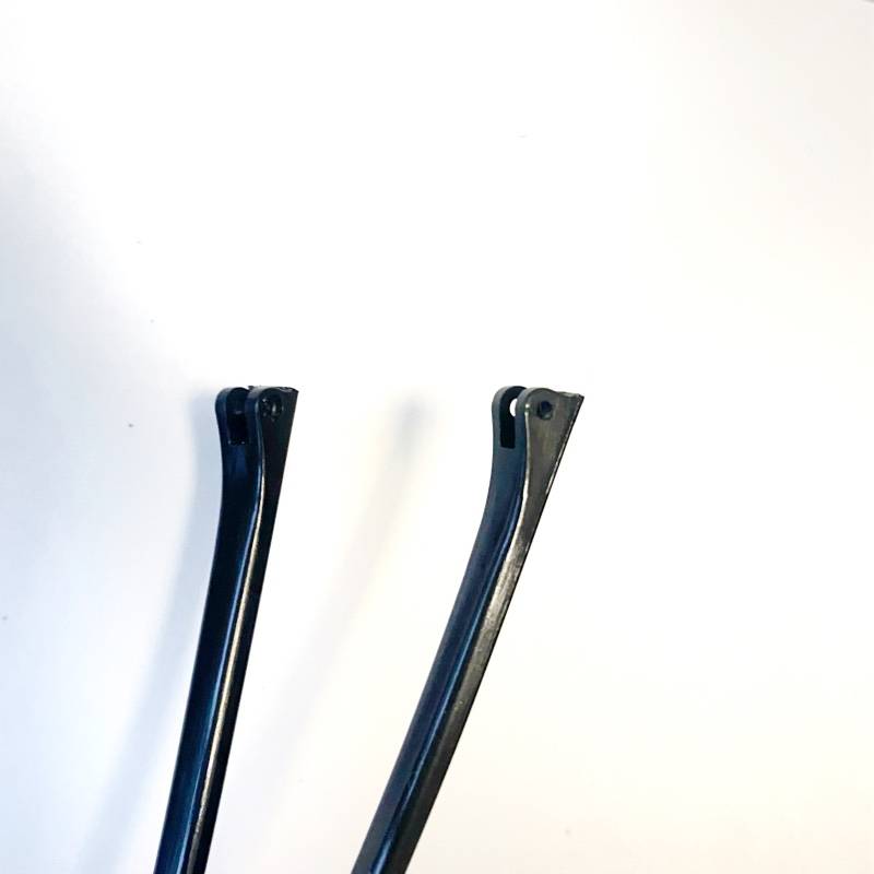 The new double tooth glasses leg spacing 2.5 mm legs length 148 mm legs width 6 mm depth 5.5 mm pairs