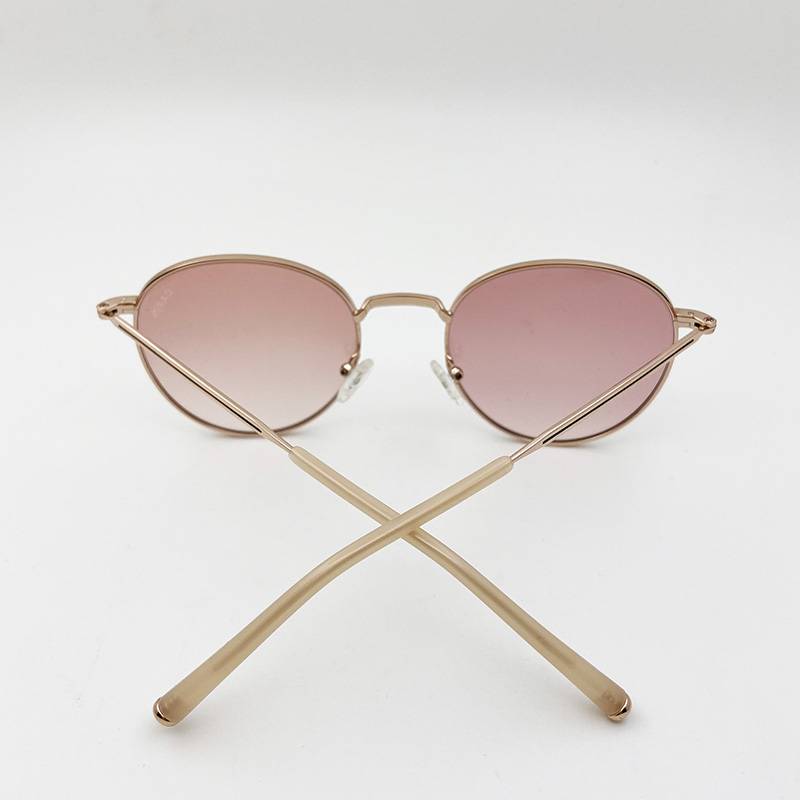 Pure original single lady brand sunglasses fashion personality sunglasses anti -ultraviolet watch mirror brand sunshade mirror