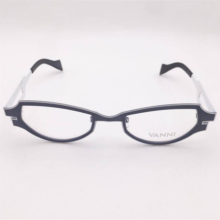 Export -end order Japanese order rose red blue punk retro personality irregular frame all -match glasses frame men and women