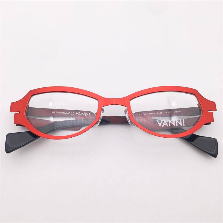 Export -end order Japanese order rose red blue punk retro personality irregular frame all -match glasses frame men and women