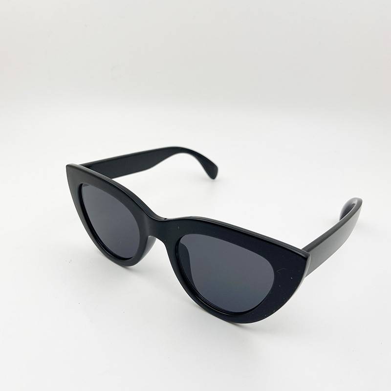 order men's and women black cat eye sunglasses personalized sunglasses anti -ultraviolet watch mirror shading mirror tide
