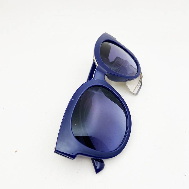 Original single men and women anti -ultraviolet sunglasses tourism vacation beach beach graphic sundrada mirrors 100%UV anti -anti -sunshade mirror