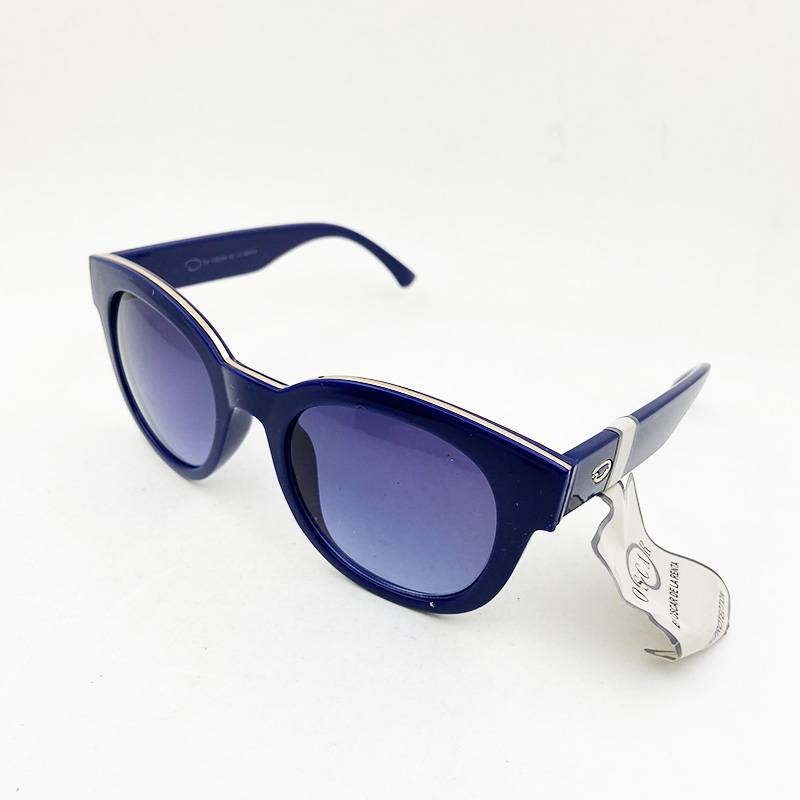 Original single men and women anti -ultraviolet sunglasses tourism vacation beach beach graphic sundrada mirrors 100%UV anti -anti -sunshade mirror