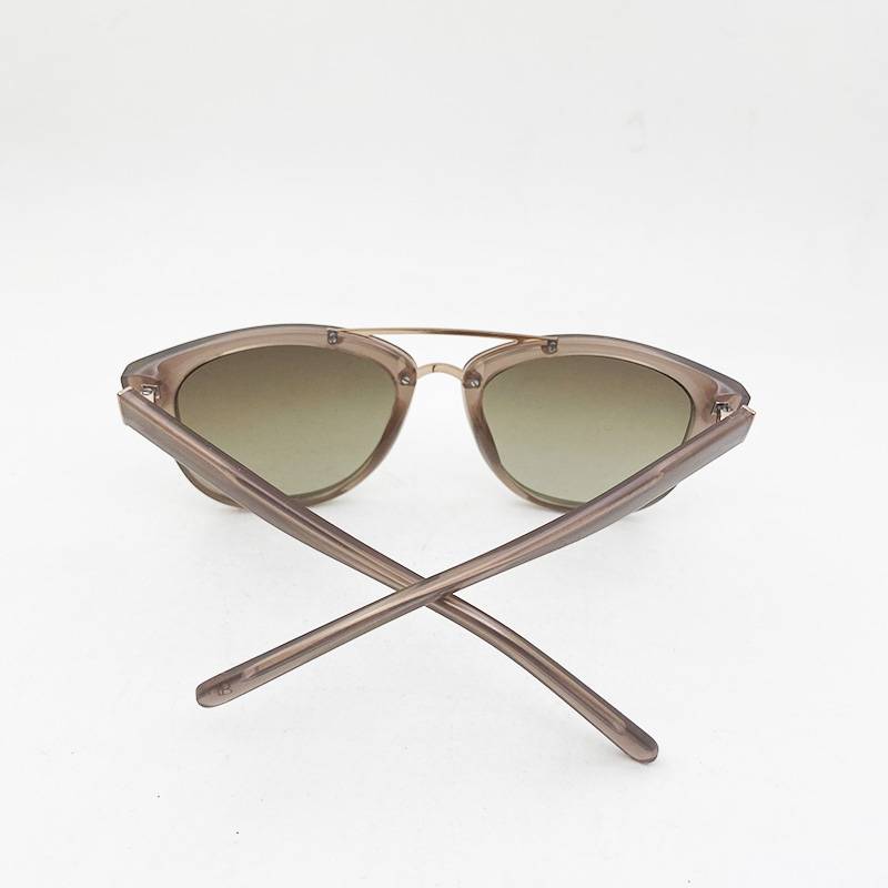 Exporting to Europe and the United States, the original single men and women anti -ultraviolet sunglasses, sunglasses, sunglasses, fashionable versatile comfortable sunshade mirrors