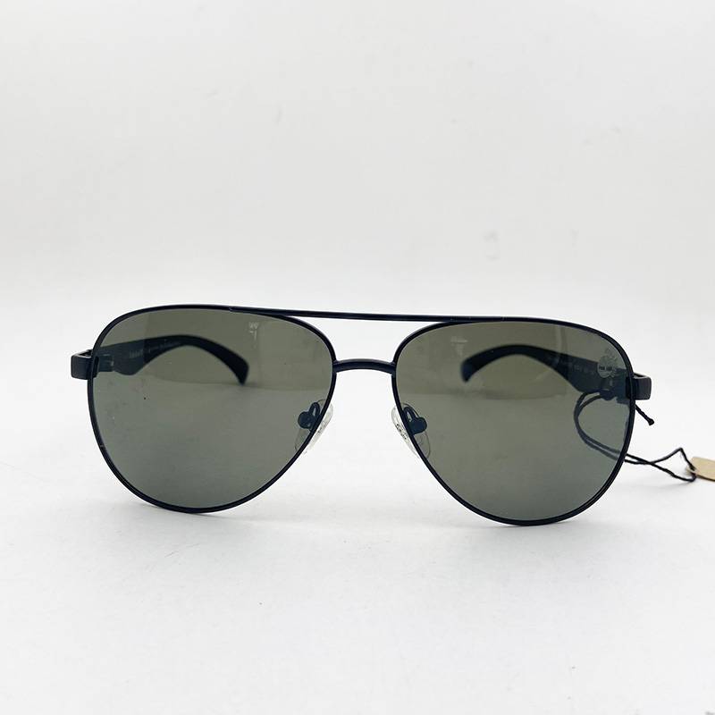 Export order Men's polarized sunglasses fashion personality sunglasses toad mirrors driving mirror