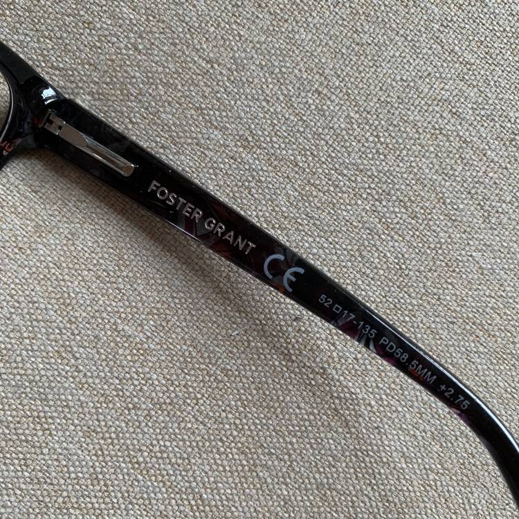 A small number of big -name original single dark purple old flower glasses