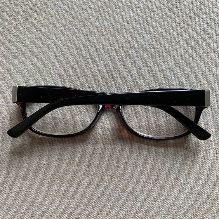 A small number of big -name original single dark purple old flower glasses