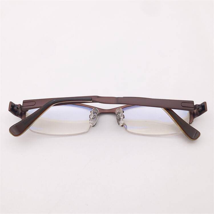Treasured orphan original single coffee color ultra -light pure titanium business temperament half -frame shape decorative mirror legs and glasses shelf women