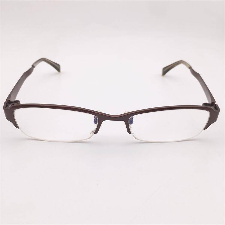 Treasured orphan original single coffee color ultra -light pure titanium business temperament half -frame shape decorative mirror legs and glasses shelf women