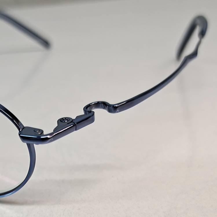 Original full -frame glasses β titanium full -frame 5901 light blue retro small elliptical sheet wide face lightweight 12 grams 142
