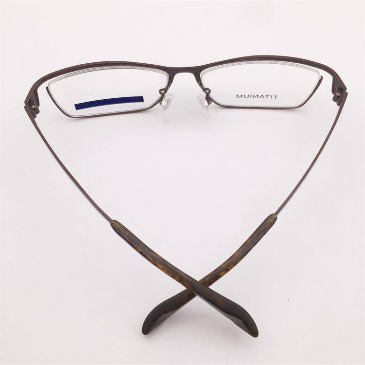 Original single French order coffee color ultra -light pure titanium full -frame alien frame business temperament glasses frame men and women
