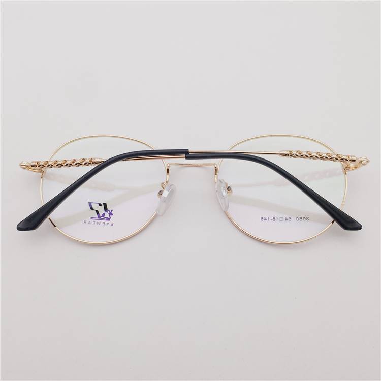 Treasured Japanese order red gold ultra -light pure titanium round box carved hollow decorative mirror leg literary glasses