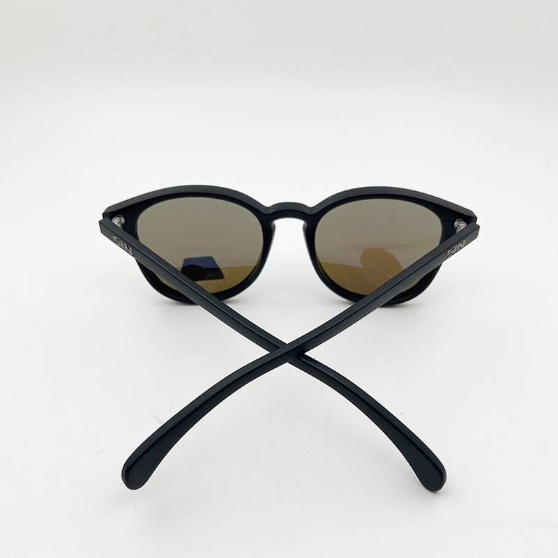 Exporting pure original single men and women's cover polarized sunglasses fashion sunglasses care eyes sedimentation mirror driving mirror