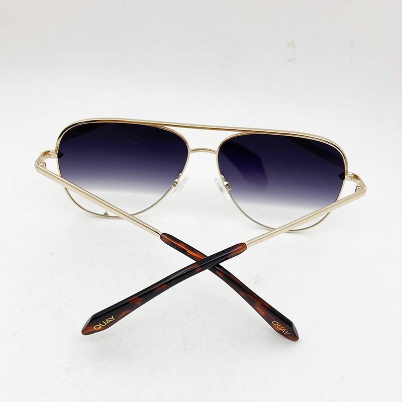 Exit European men and women gradient toad mirror fashion versatile tide sunglasses big face anti -ultraviolet sunglasses Quay