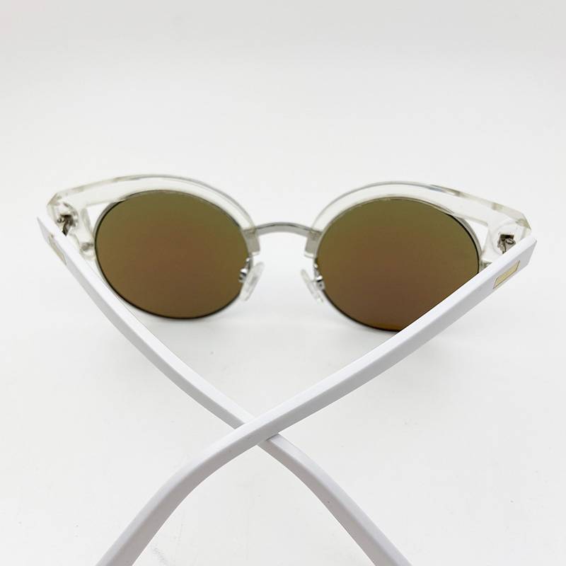 Order men's and women's blue film sunglasses fashion personality sunglasses anti -ultraviolet lighting mirrors uV400