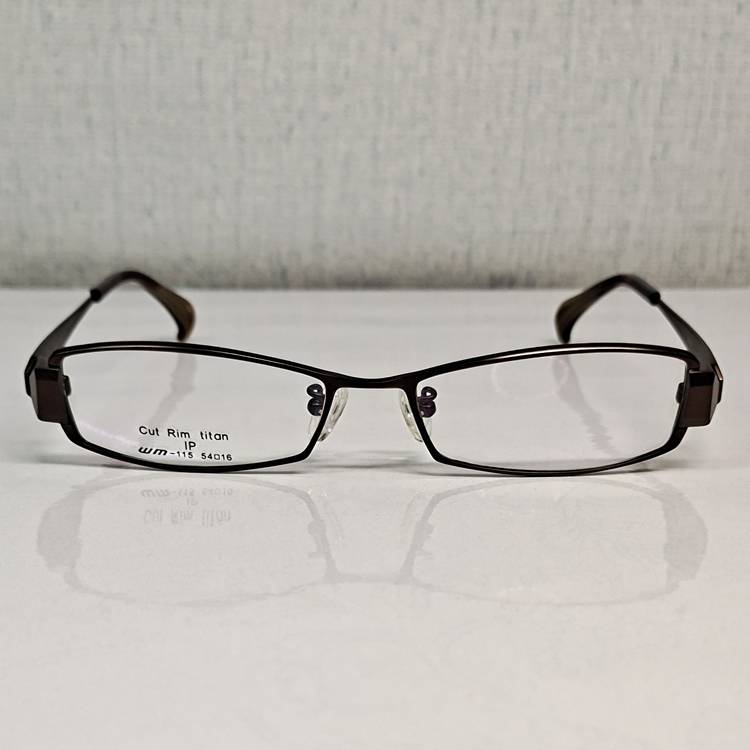 Titanium board full -frame 100%pure titanium glasses 115 blackblamine men's business radiation anti -radiation original single wide face 21g 146