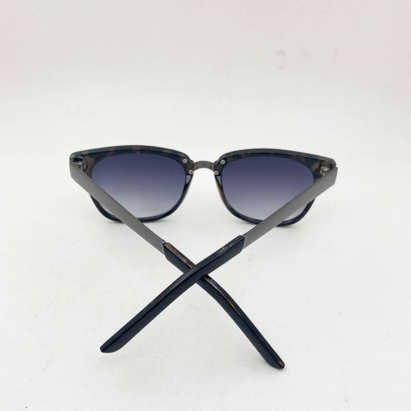 Exporting pure original Single Ms. Fang Sun glasses Fashionable sunglasses anti -ultraviolet watch mirror shelter shelter menu men's models