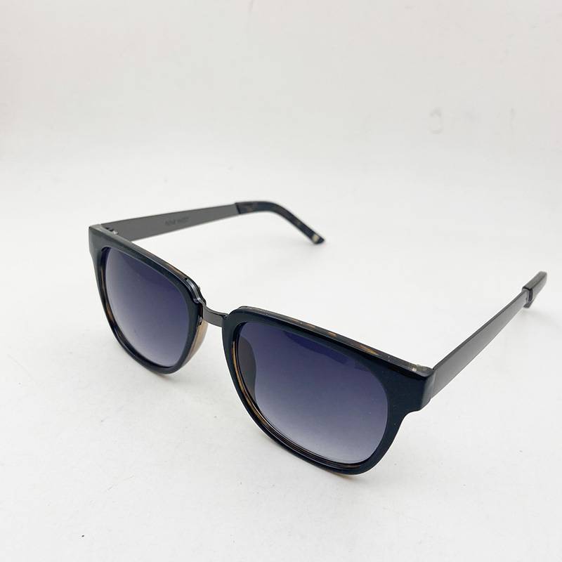 Exporting pure original Single Ms. Fang Sun glasses Fashionable sunglasses anti -ultraviolet watch mirror shelter shelter menu men's models