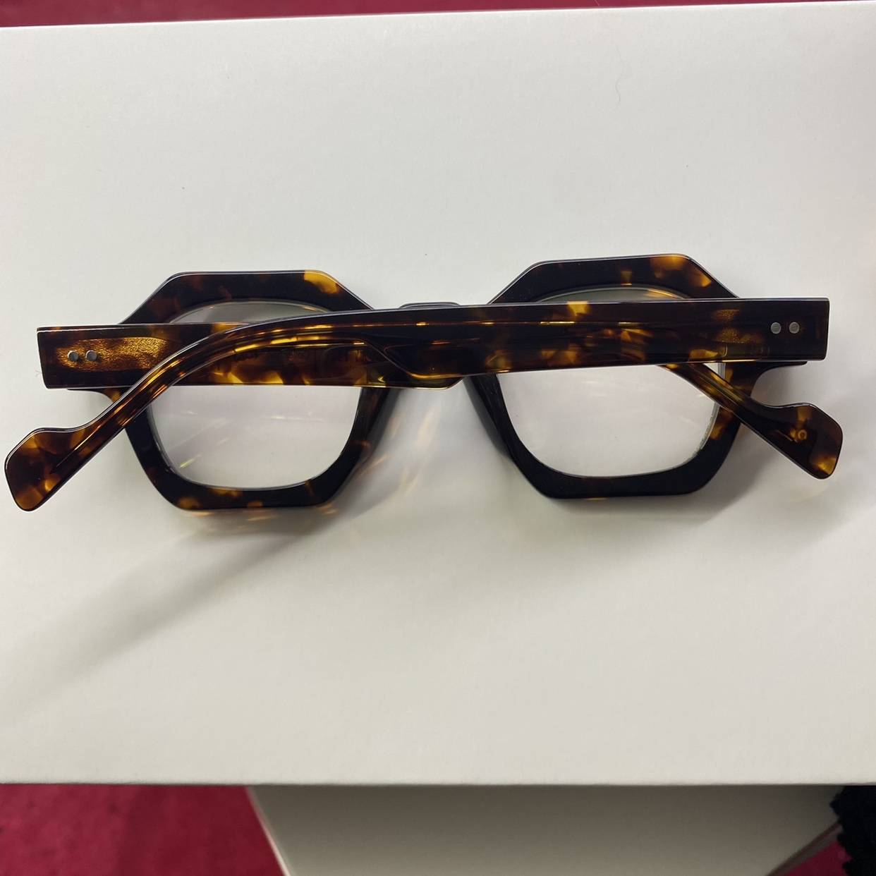 SheNeyewear plate design model retro fashion full -frame glasses men and women can be equipped with close -up mirrors