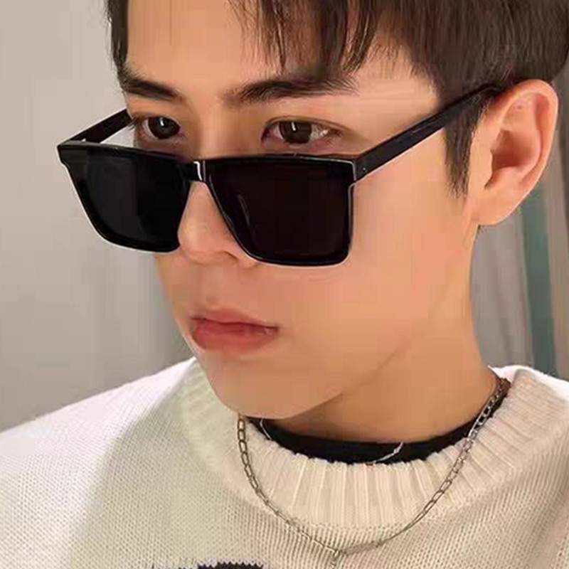 Sunglasses men's high -level sense handsome big face polarized mirror men's tide retro wide face driving dedicated black sunglasses female