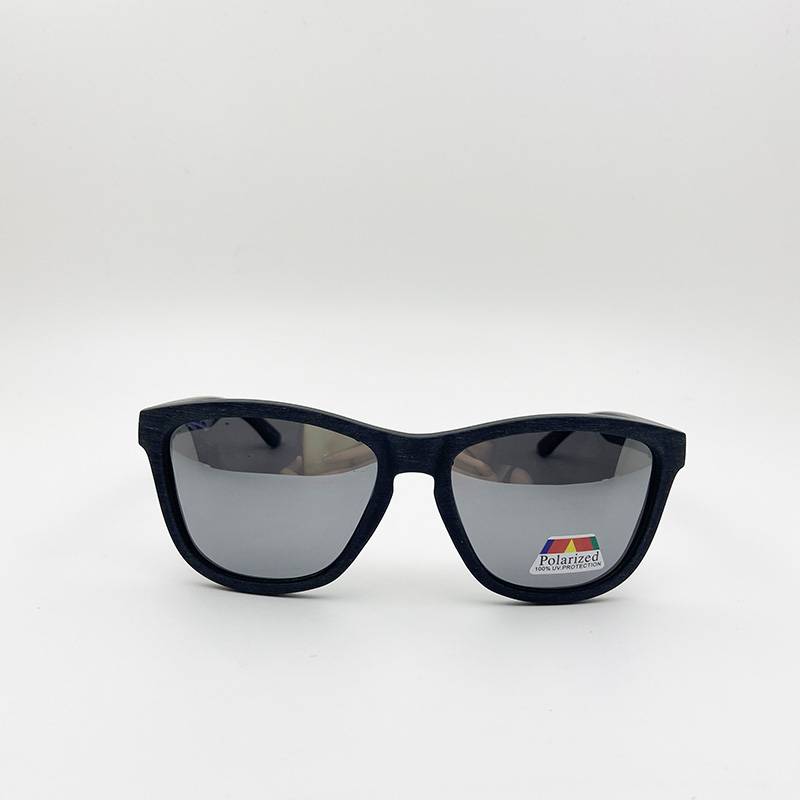 Exporting pure original single men and women polarized sunglasses Personality tide driving sunglasses anti -ultraviolet driving sunshadine mirror
