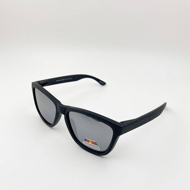 Exporting pure original single men and women polarized sunglasses Personality tide driving sunglasses anti -ultraviolet driving sunshadine mirror