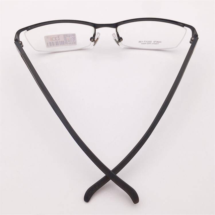Treasure orphan original single black alloy business temperament half frame TR90 anti -allergic mirror leg glasses frame men and women