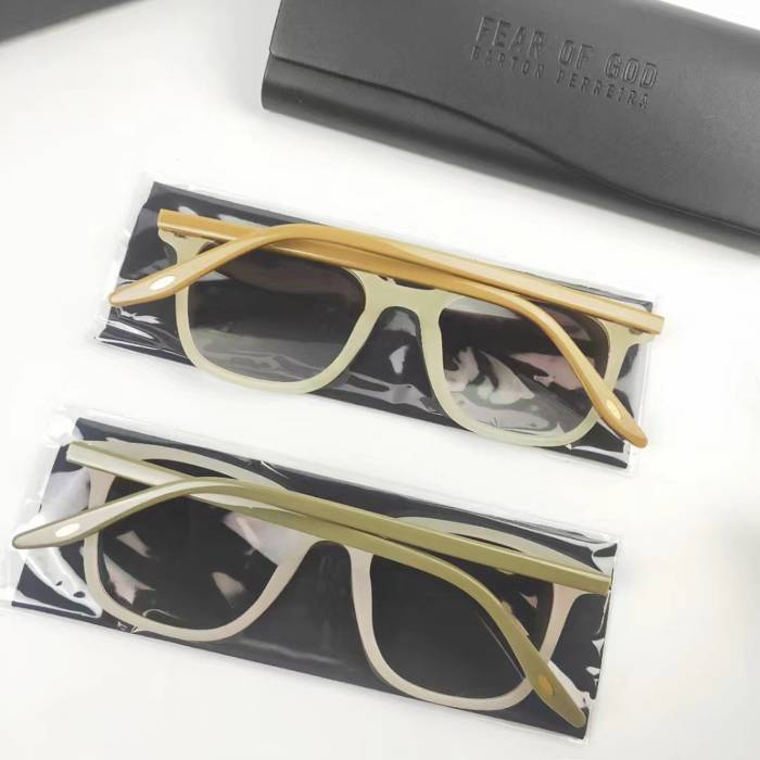 3.13 Glasses 4S2303900 4S2303888 4S2303889