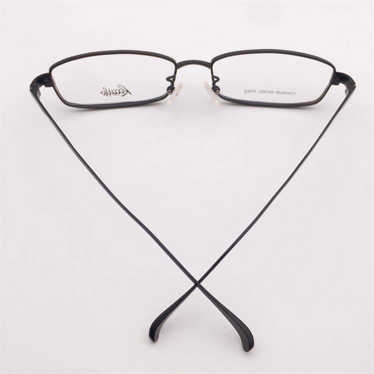 Treasure orphan original single black ultra -light pure titanium business temperament full -frame full -frame myopia rack men and women