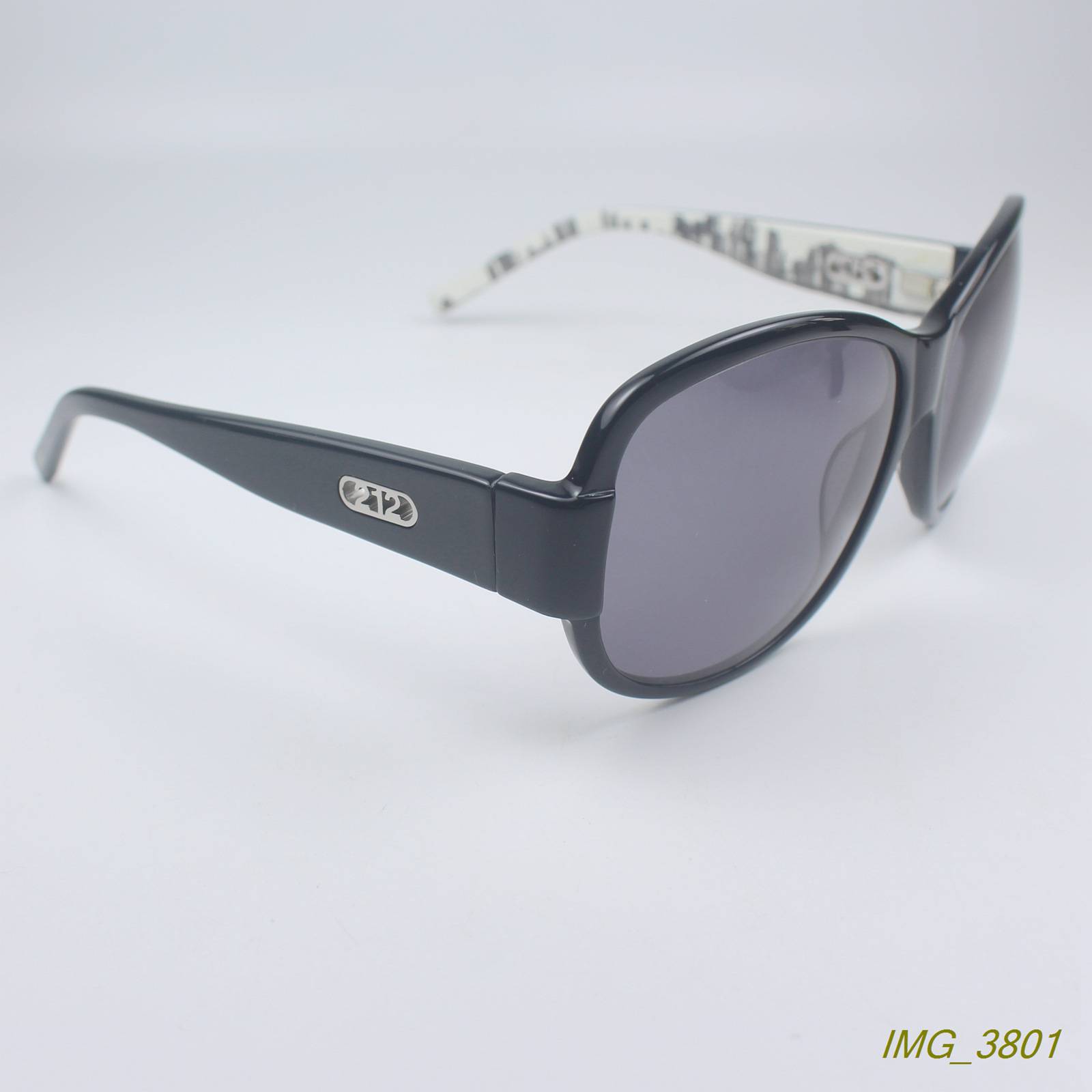 Original single imported board sunglasses high -end ultraviolet sunglasses driving windproof windproof black 2222